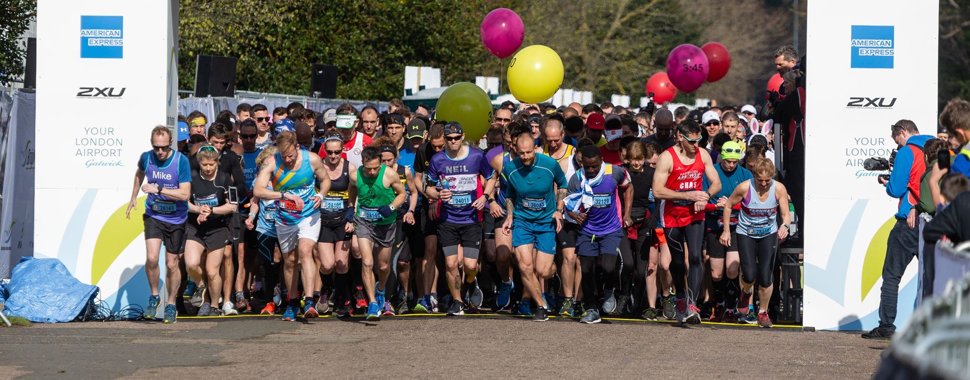 A photo of the start line at the Brighton Marathon
