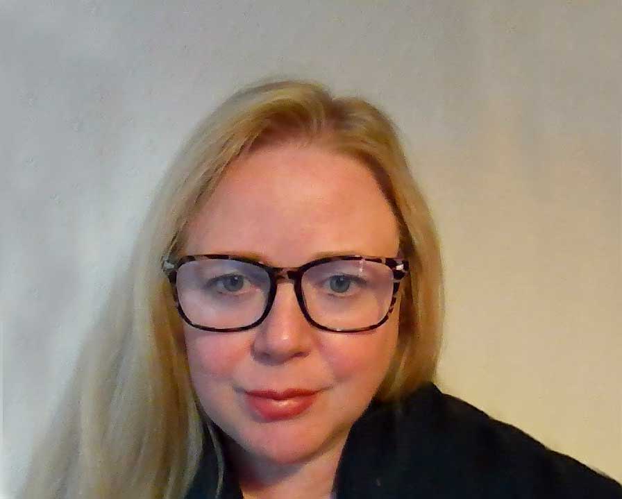 Amy Berrington Headshot